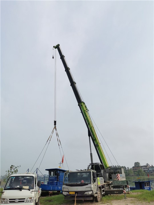 阿勒泰桥梁建设吊装案例